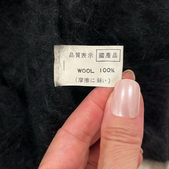90’s Japanese Vintage 100% Wool Fuzzy Furry Soft Cardigan Black Buttons S/M - Picture 8 of 10